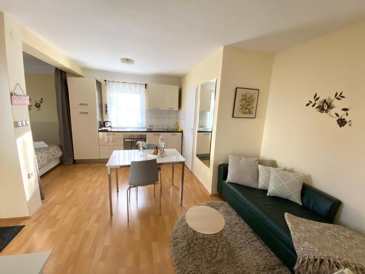 Apartman Lucija Gradici ภายนอก รูปภาพ