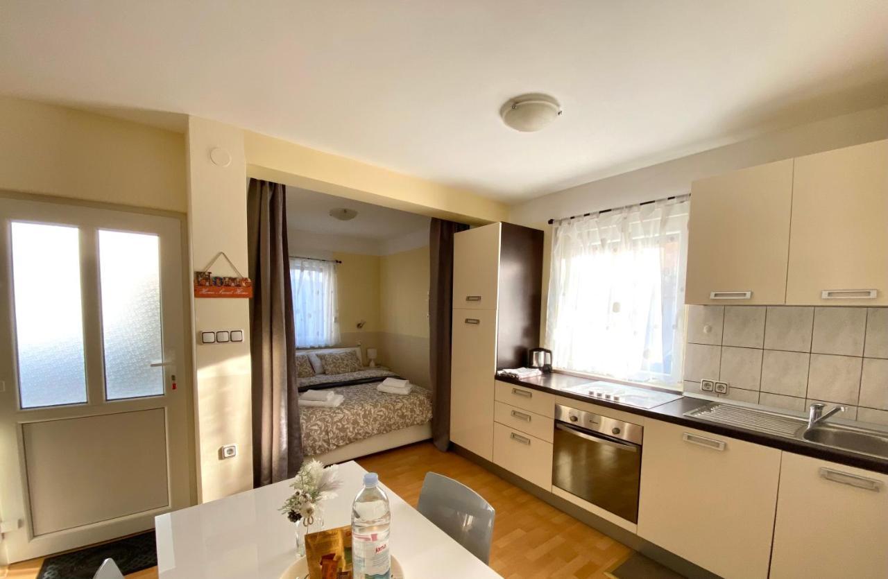 Apartman Lucija Gradici ภายนอก รูปภาพ